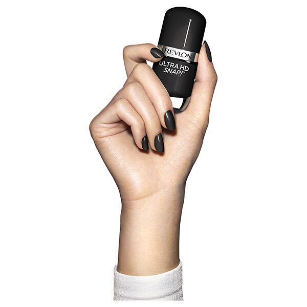 レブロン「レブロン ウルトラ HD スナップ！ 026  アンダー マイ スペル (8mL)」|ネイルケア|