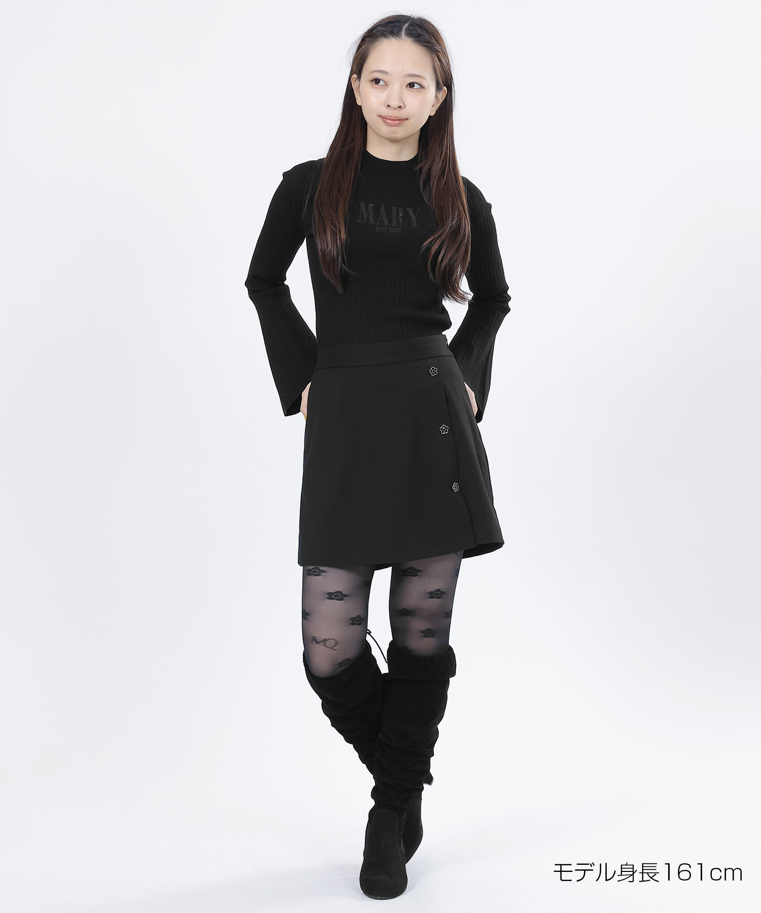 MARY QUANT「MARYロゴハイネック プルオーバー」|ニット・セーター|