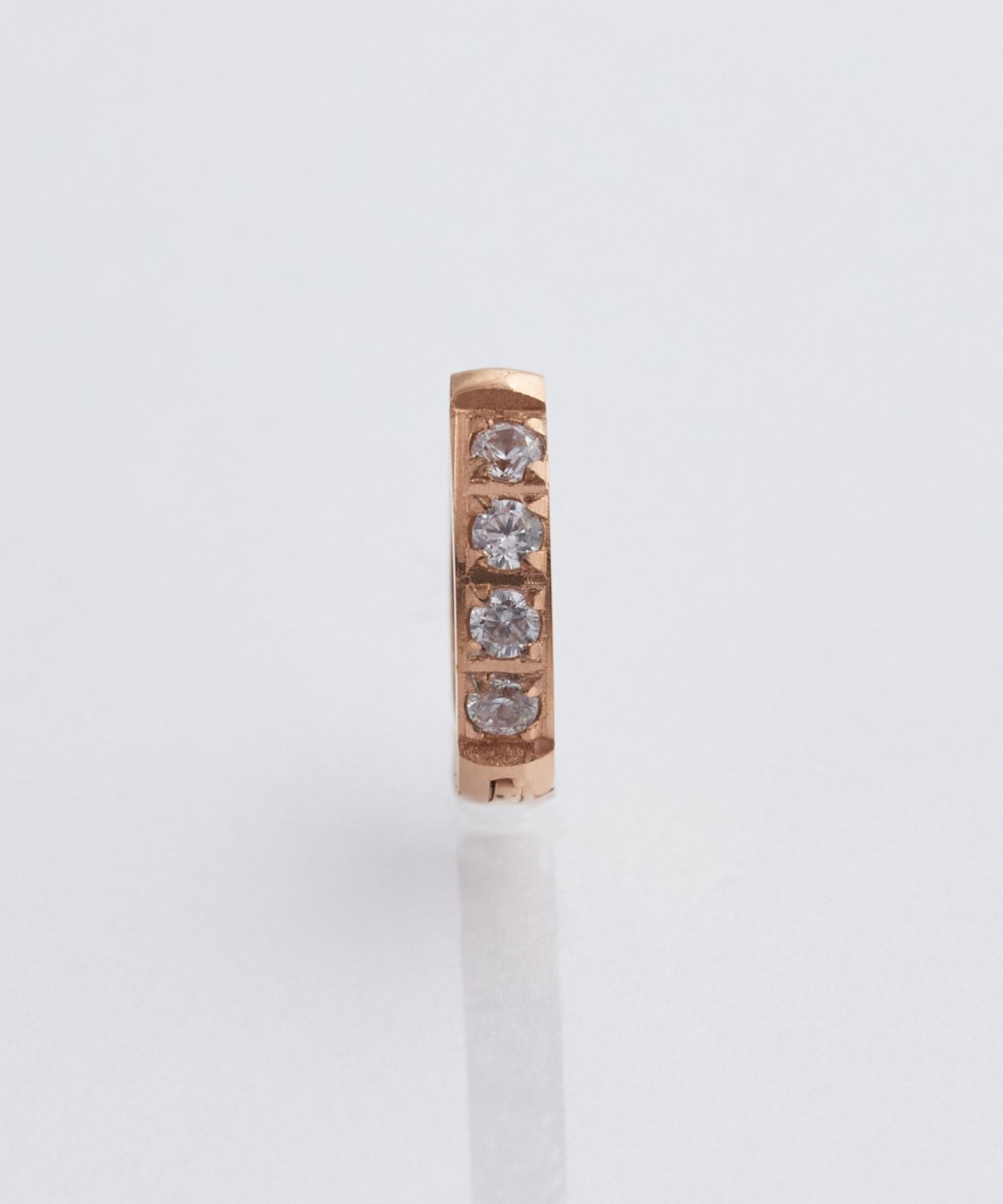 Phoebe「【金属アレルギー対応】ワンタッチビジューフープミニピアス(片耳)/サージカルステンレス ローズゴールド」|ピアス|