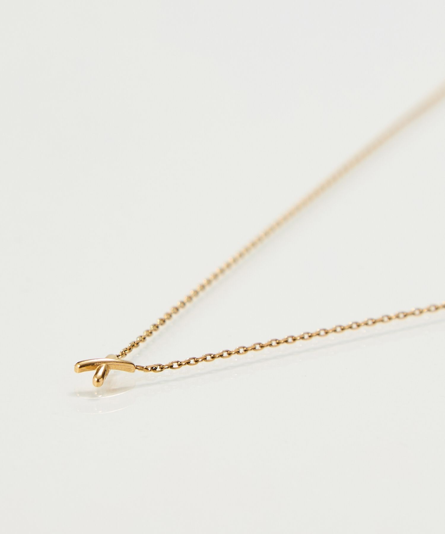 Phoebe「【数量限定】クロスネックレス&ビジューフープピアスセット/BOX&ショッパー付き」|ネックレス|