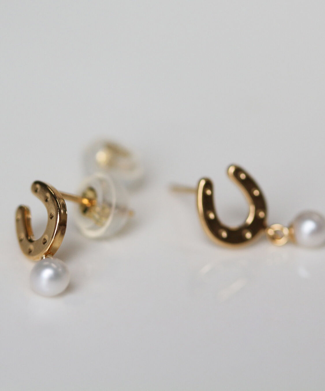  「パール ホースシュー ピアス | K18」|ピアス|