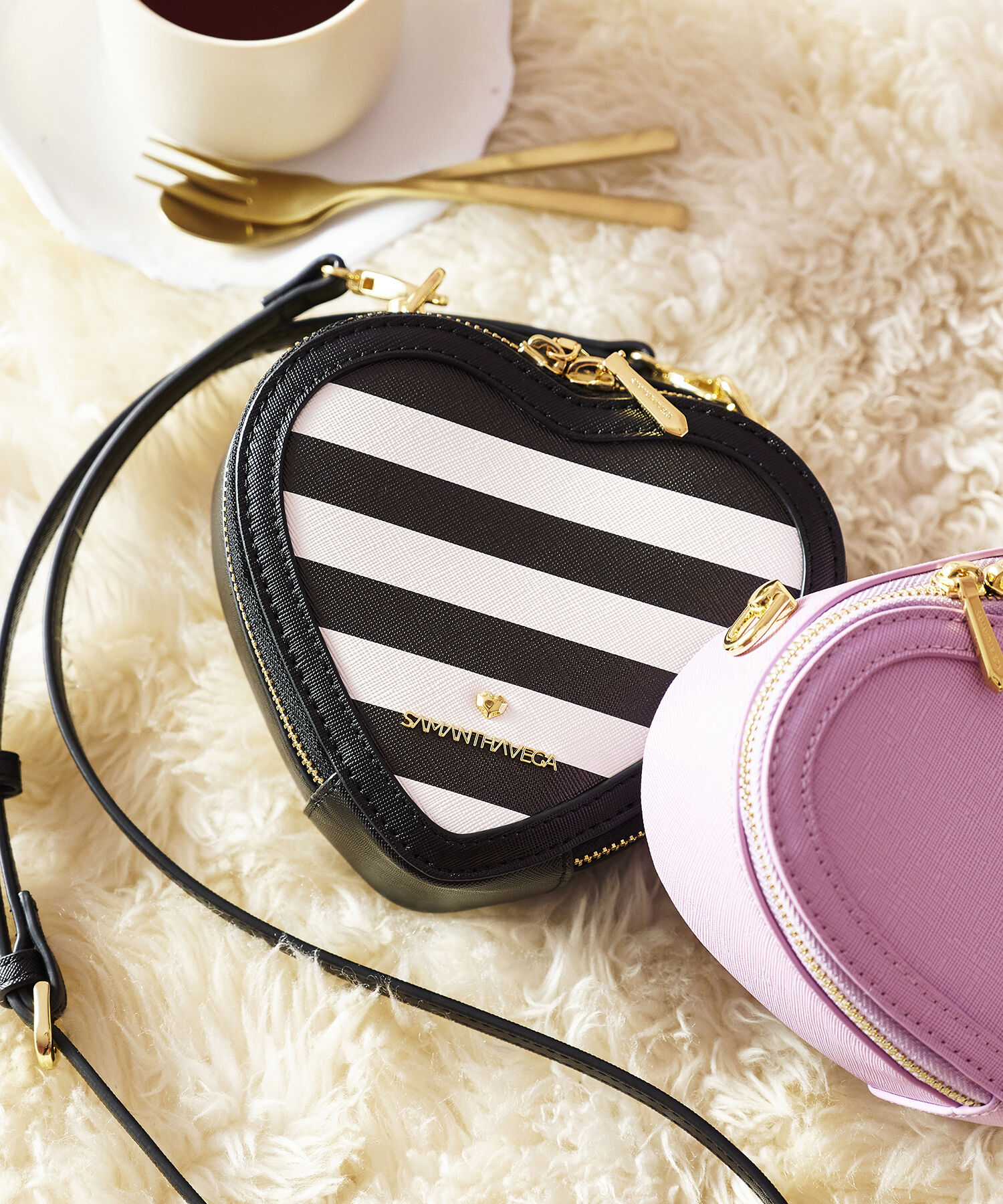 Samantha Vega「ミニハートモチーフバッグ」|ショルダー・メッセンジャー|