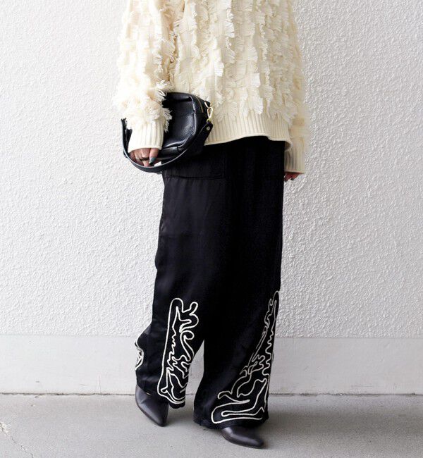 SHIPS any「SHIPS any:〈洗濯機可能〉サテン 刺繍 ストレート イージー パンツ」|その他|