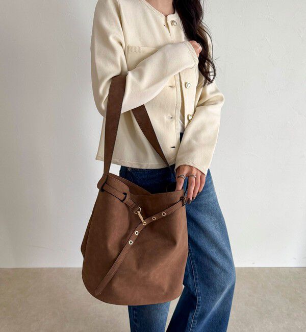 fredy emue「【WEB限定カラー】スエードベルトホーボーバッグ」|ショルダー・メッセンジャー|