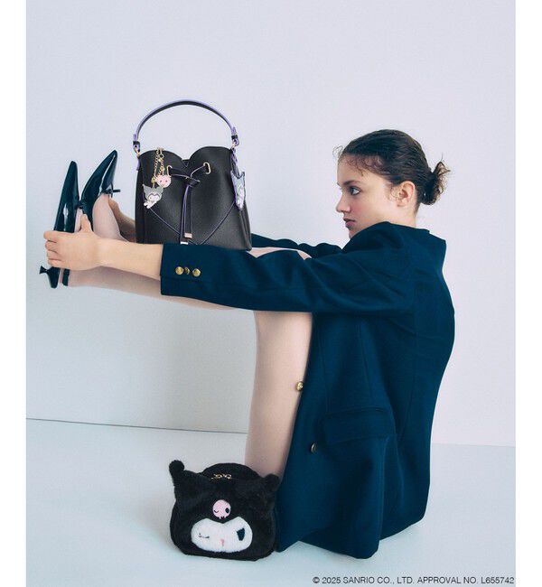 VIS「【マイメロディ&クロミ】 VIS別注モデルふわふわフェイスポーチ」|ポーチ|