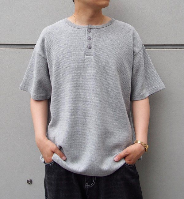  「【Sourcream/サワークリーム】ワッフルヘンリーネックTEE / 2サイズ」|Tシャツ・カットソー|グレー