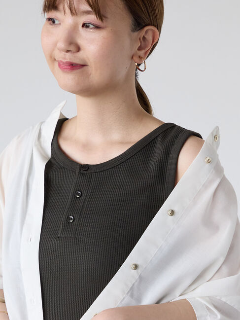 Lugnoncure「ワッフルヘンリータンクトップ」|タンクトップ|チャコールグレー