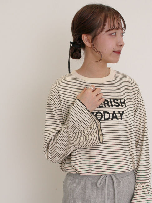 Samansa Mos2「袖口フリルメロウロゴプリントロンT」|Tシャツ・カットソー|