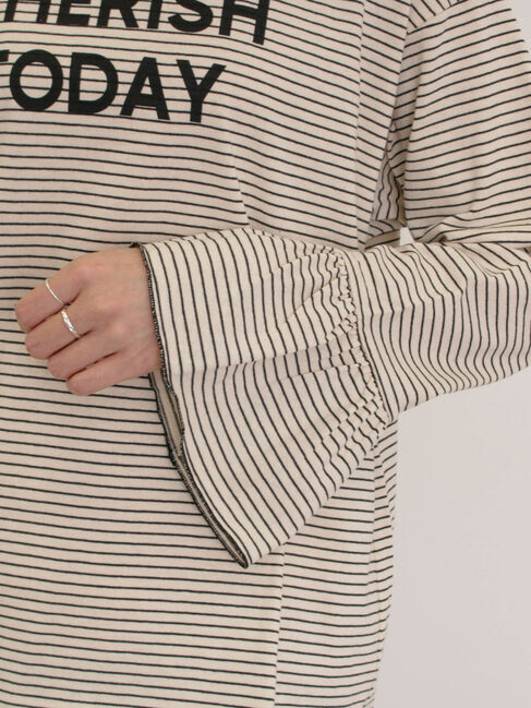 Samansa Mos2「袖口フリルメロウロゴプリントロンT」|Tシャツ・カットソー|