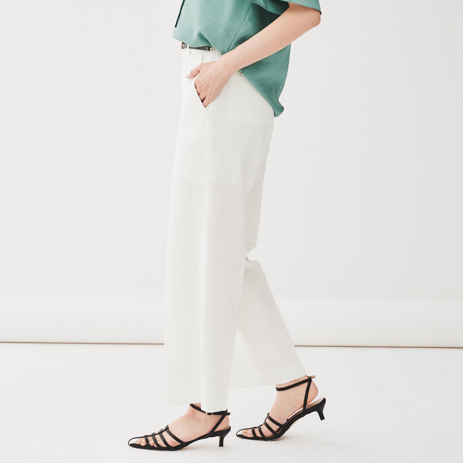 UNTITLED「【薄地／ストレッチ】ベーシックシルエット　ドライタッチワイドパンツ」|その他|