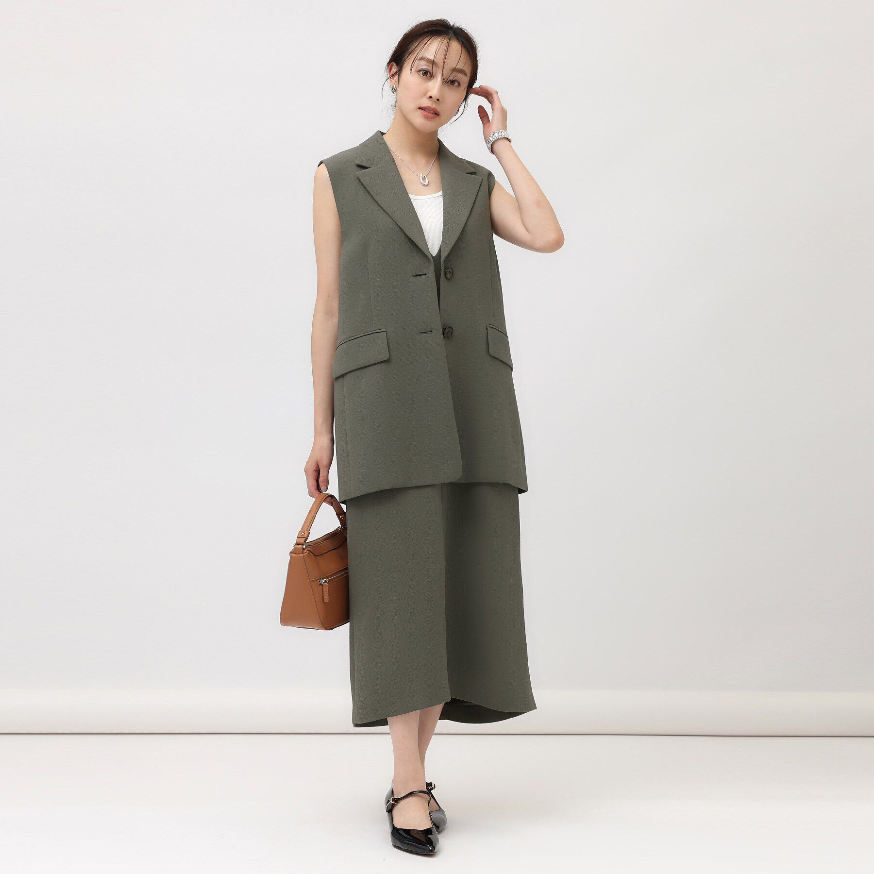 UNTITLED「【凹凸素材/セットアップ可】クレープダブル イージージャンパースカート」|ワンピース|