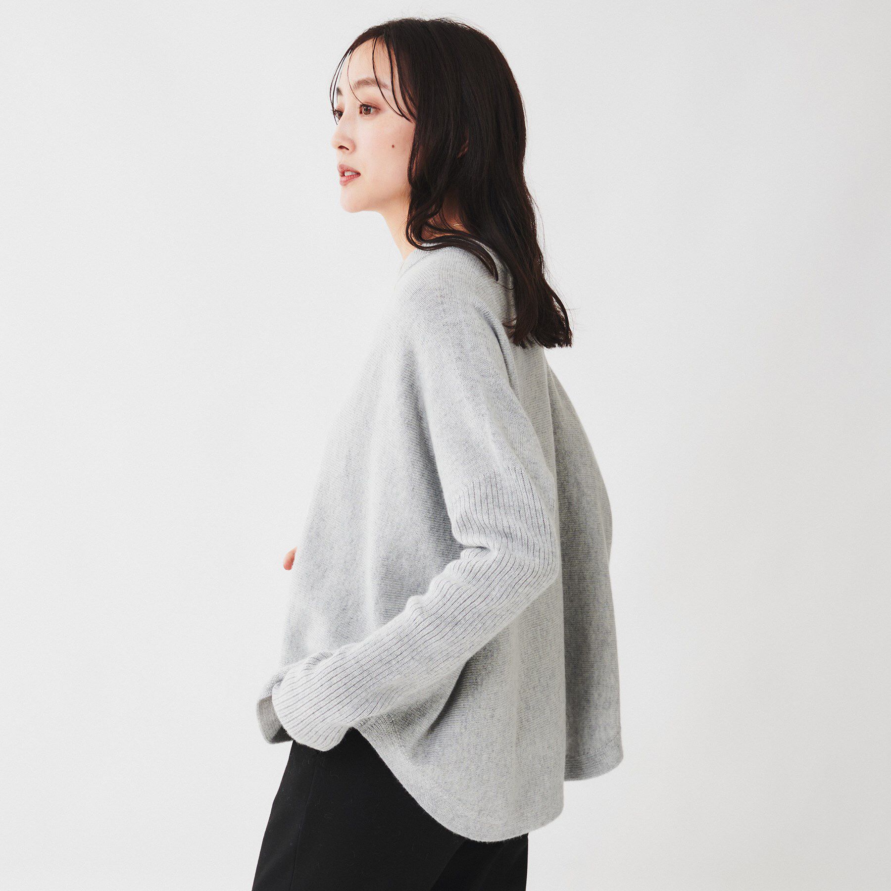 UNTITLED「ウールシルクカシミヤミックス ボートネックプルオーバーニット」|ニット・セーター|