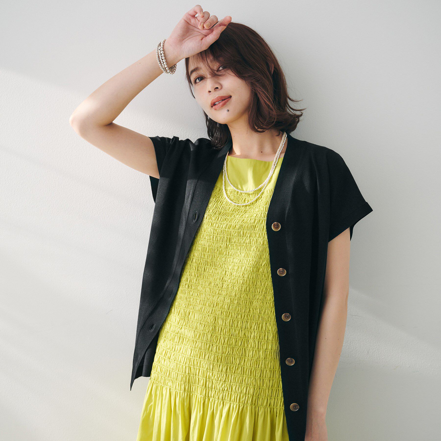 UNTITLED「【体型カバー/ジレ風/前開き】Vネックニット」|ニット・セーター|ブラック(019)