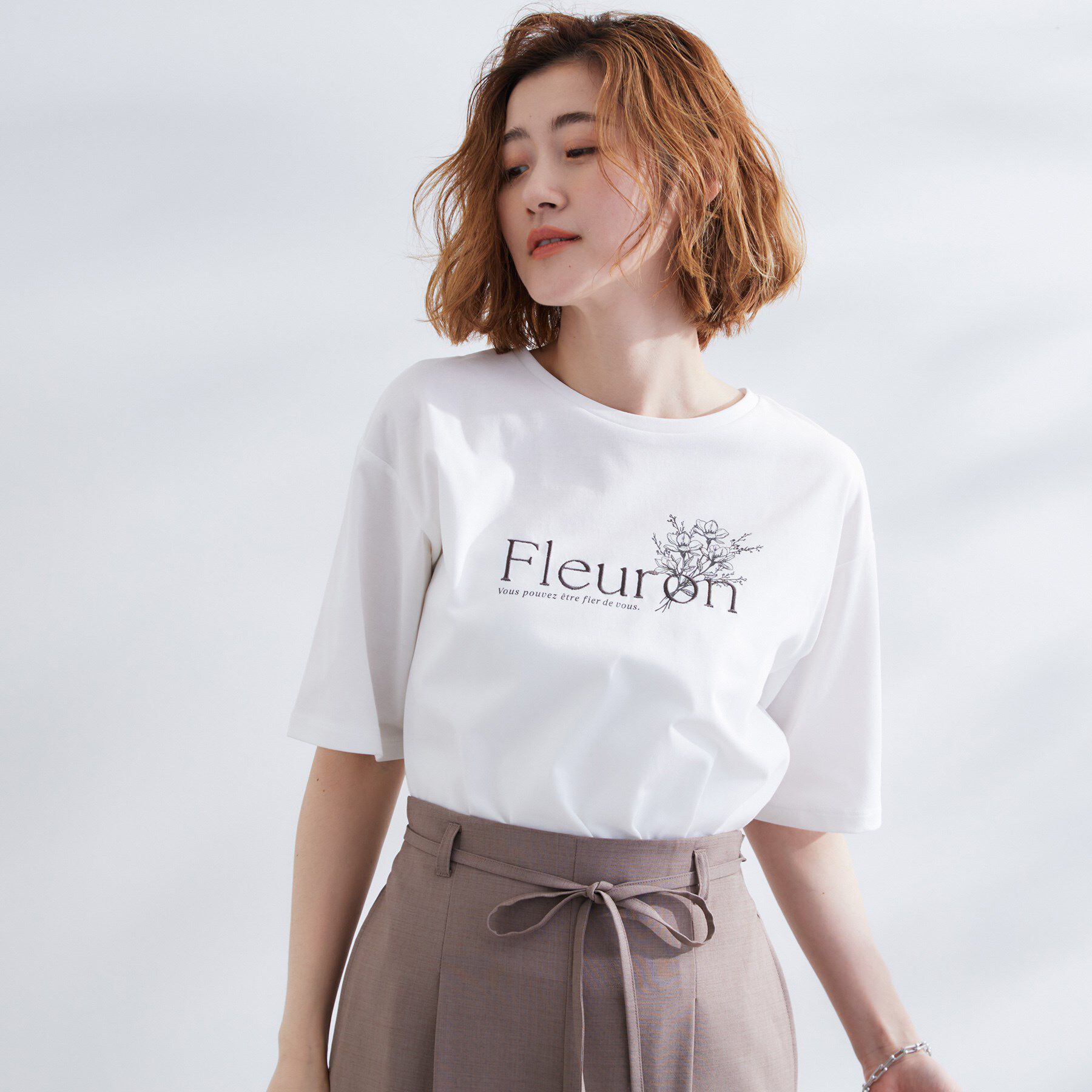 grove「【UVカット/二の腕カバー】ハーフスリーブロゴTシャツ」|Tシャツ・カットソー|オフ&times;刺繍(003)