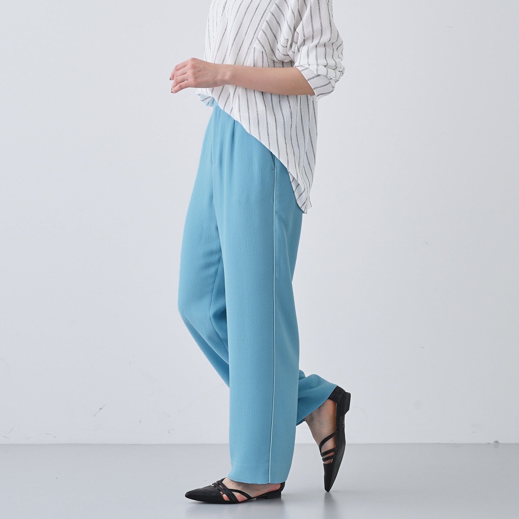 INDIVI「【洗える】サイドライン ストレートパンツ」|その他|