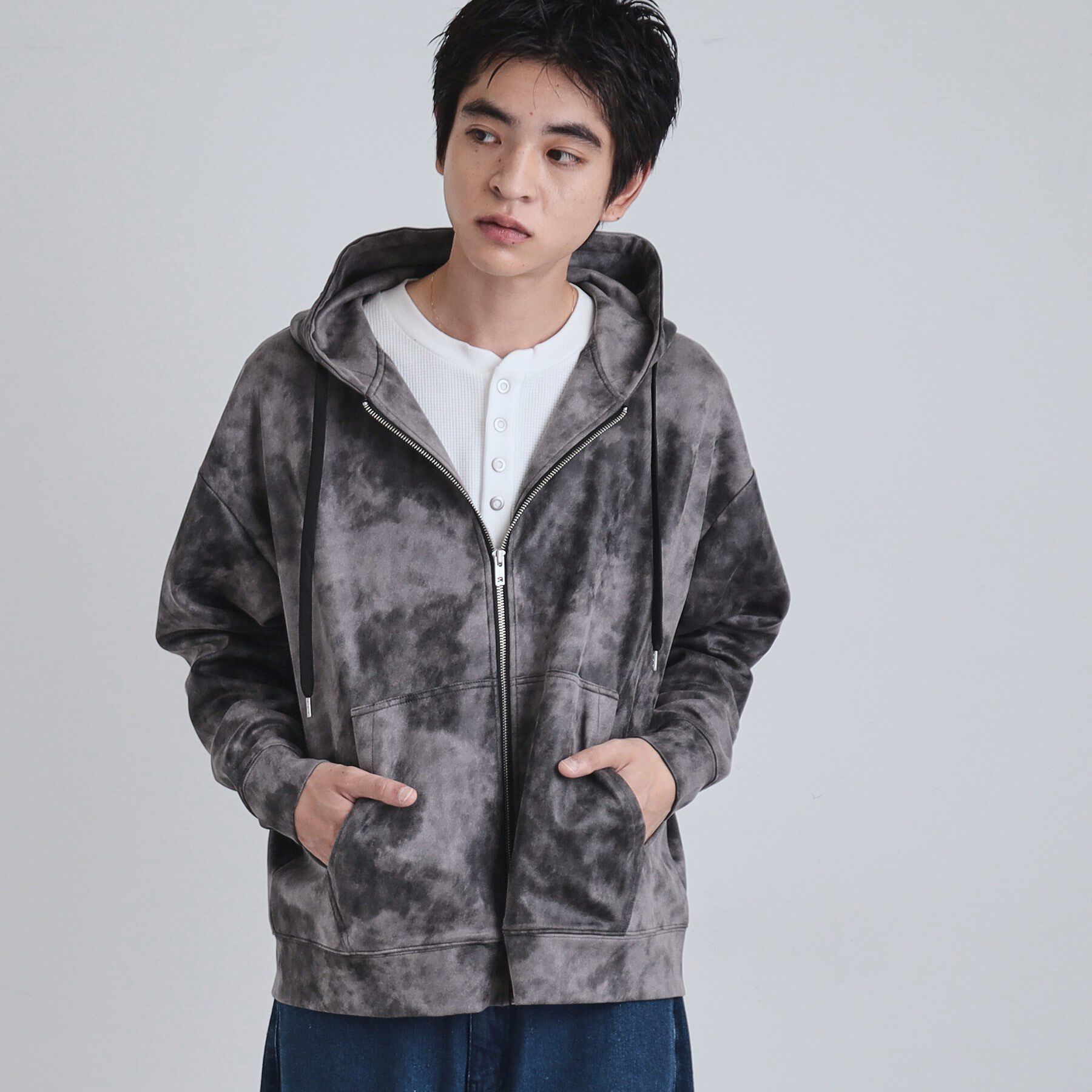 tk.TAKEO KIKUCHI「ヴィンテージライクプリント ジップパーカー」|パーカー|