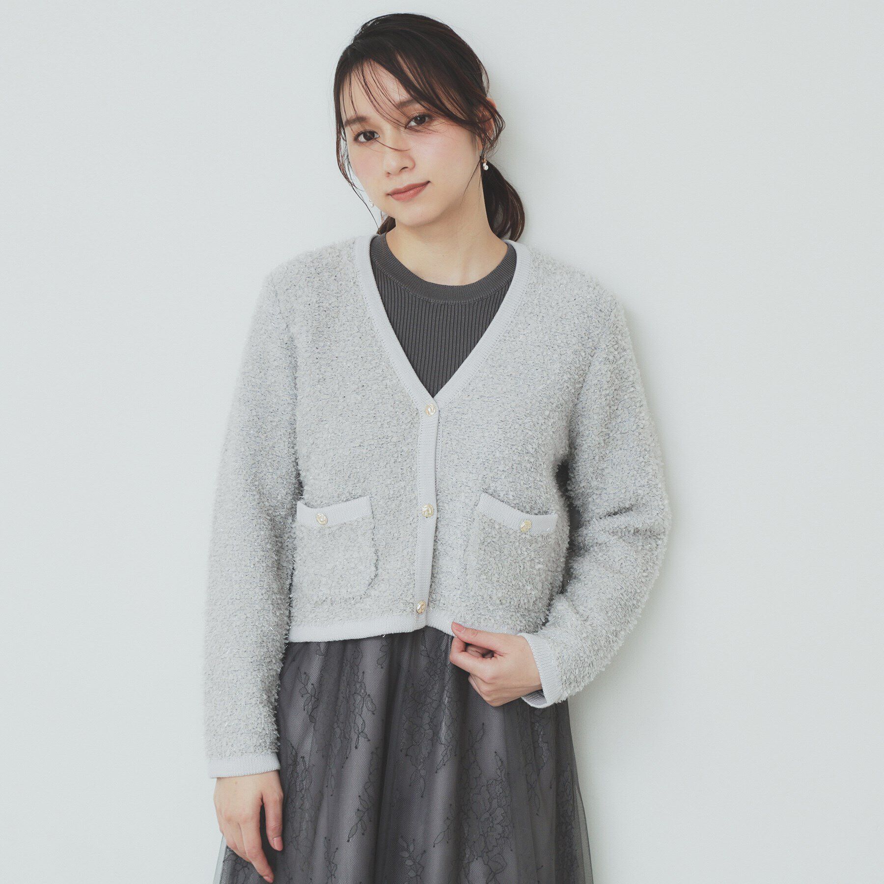 index「Vネックショートラメカーディガン【洗濯機洗い可】」|カーディガン|