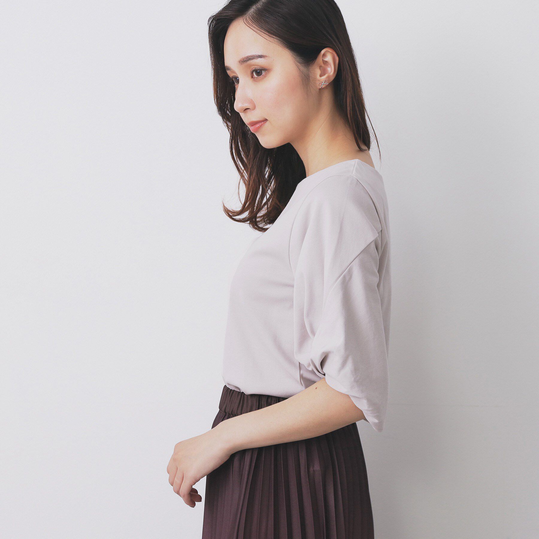 index「パフスリーブツイストタックトップス【洗濯機可/接触冷感/UVケア】」|Tシャツ・カットソー|