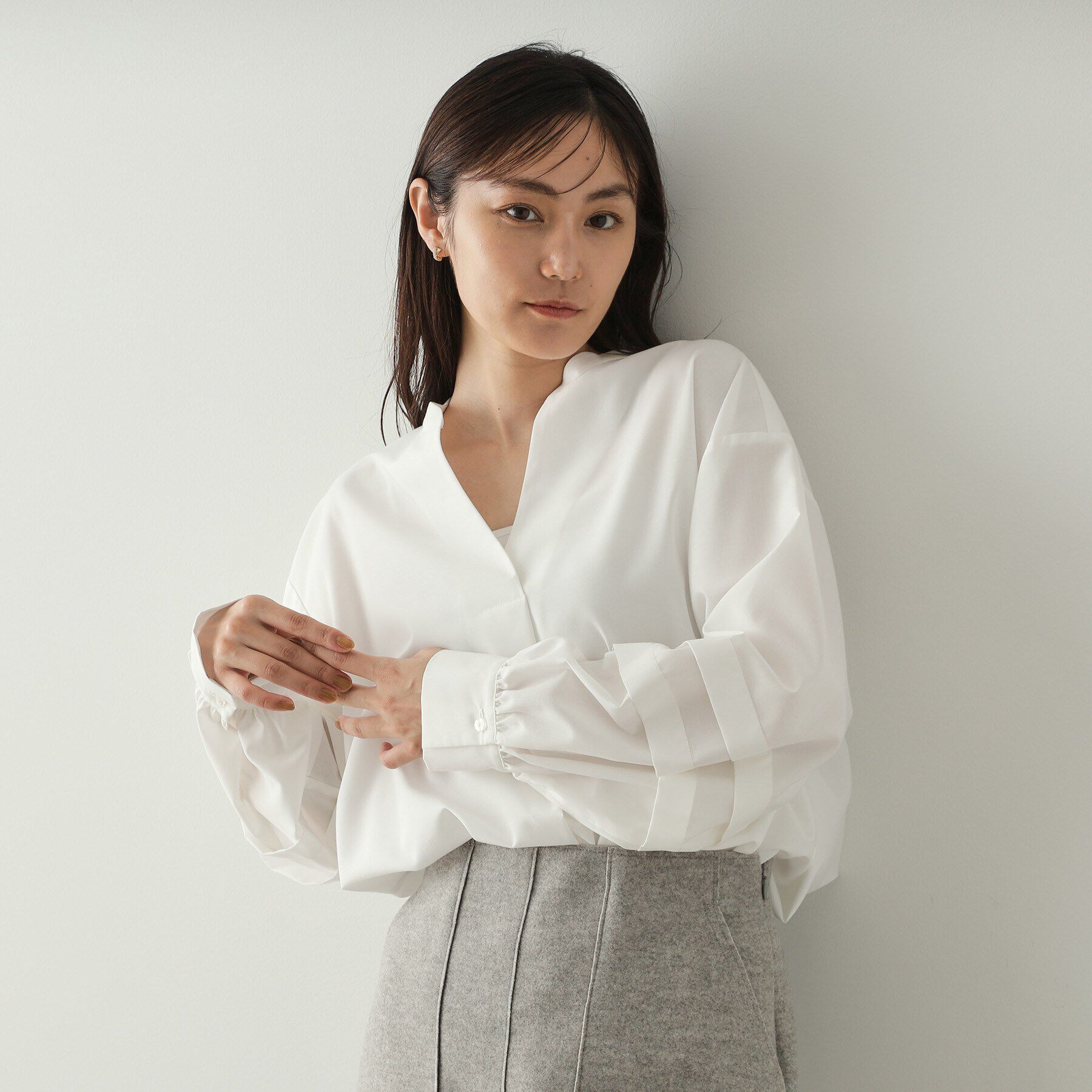 OPAQUE.CLIP「タックスリーブ スキッパーシャツ【洗濯機洗い可】」|シャツ・ブラウス|