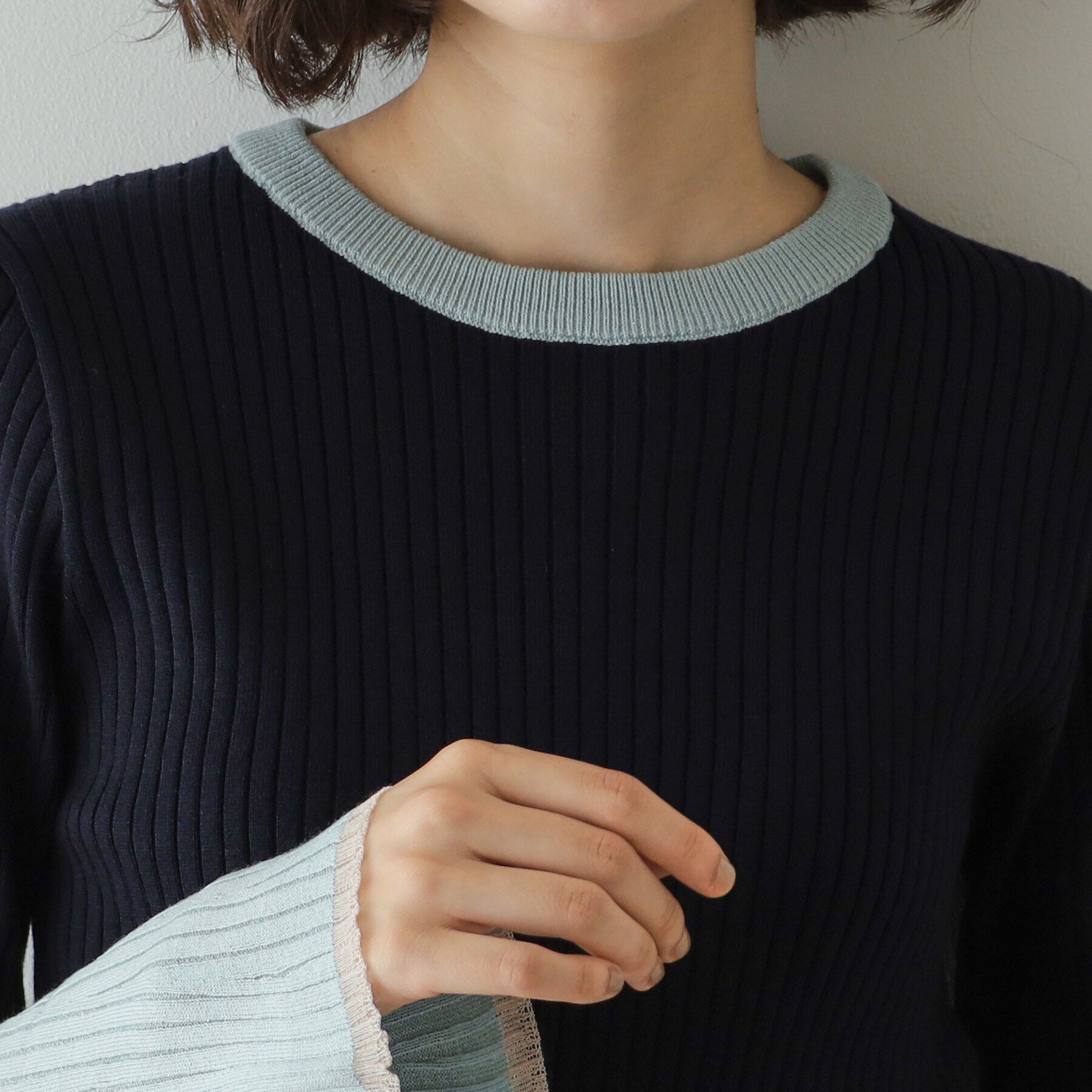 OPAQUE.CLIP「《Oggi掲載》配色フレアースリーブニット【洗濯機洗い可】」|ニット・セーター|