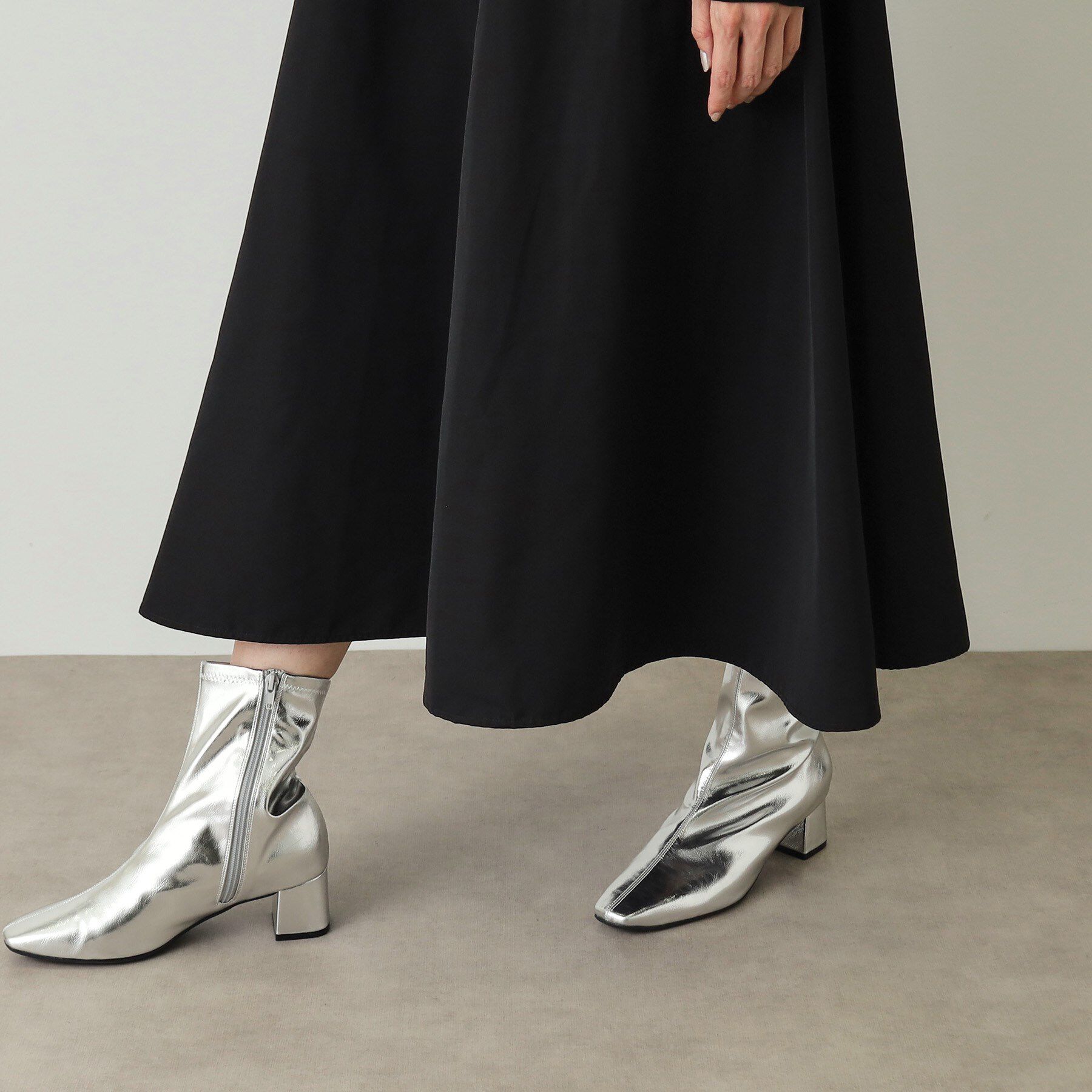 OPAQUE.CLIP「シームレスニット&times;フハクドッキングワンピース【洗濯機洗い可】」|ワンピース|