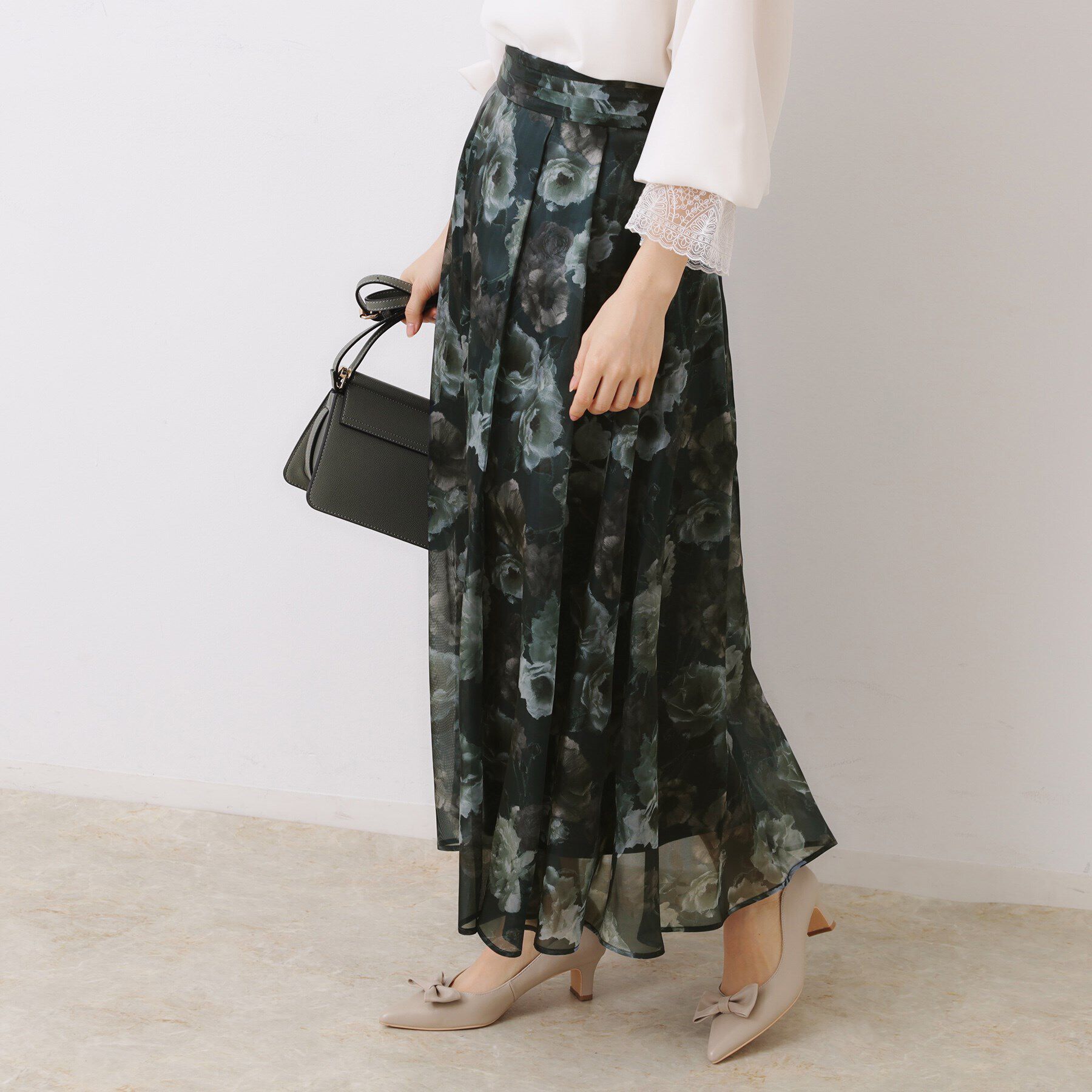 Couture broach「【大人可愛い・きれいめ】Springオーガンフルールスカート」|スカート|