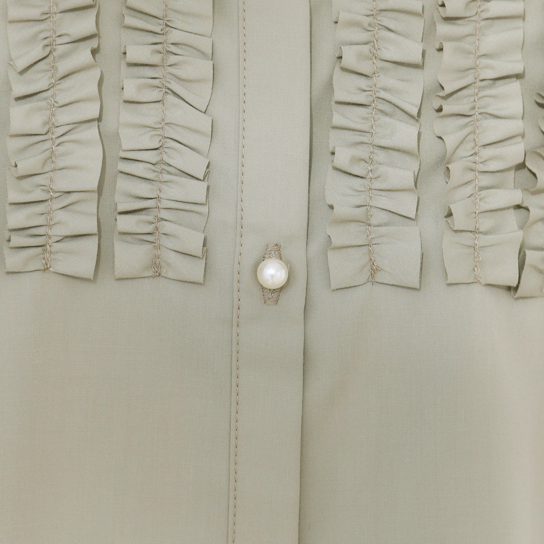 Couture broach「【大人フェミニン・華奢見え・通勤】フロントフリルシャツ」|シャツ・ブラウス|