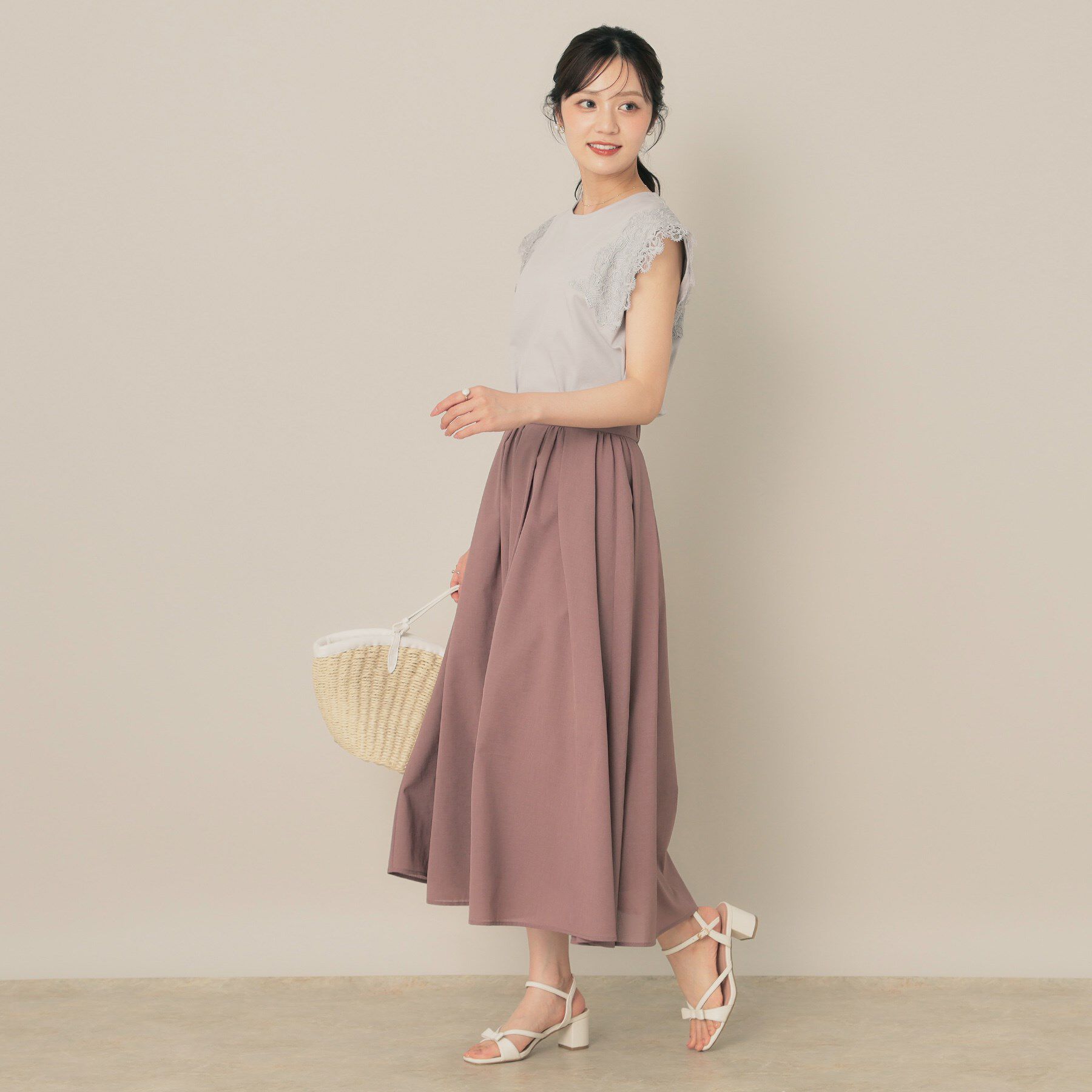 Couture broach「【マシンウォッシャブル・UVケア・接触冷感】フレンチ肩レースカットソー」|Tシャツ・カットソー|