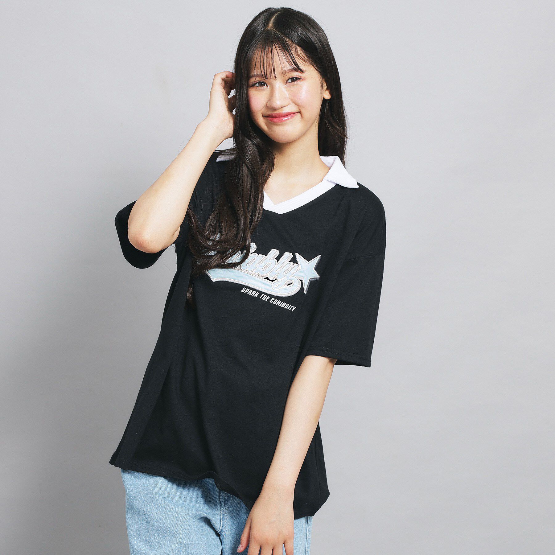 PINK-latte「Vネック衿付きアップリケビッグTシャツ」|Tシャツ・カットソー|ブラック(019)