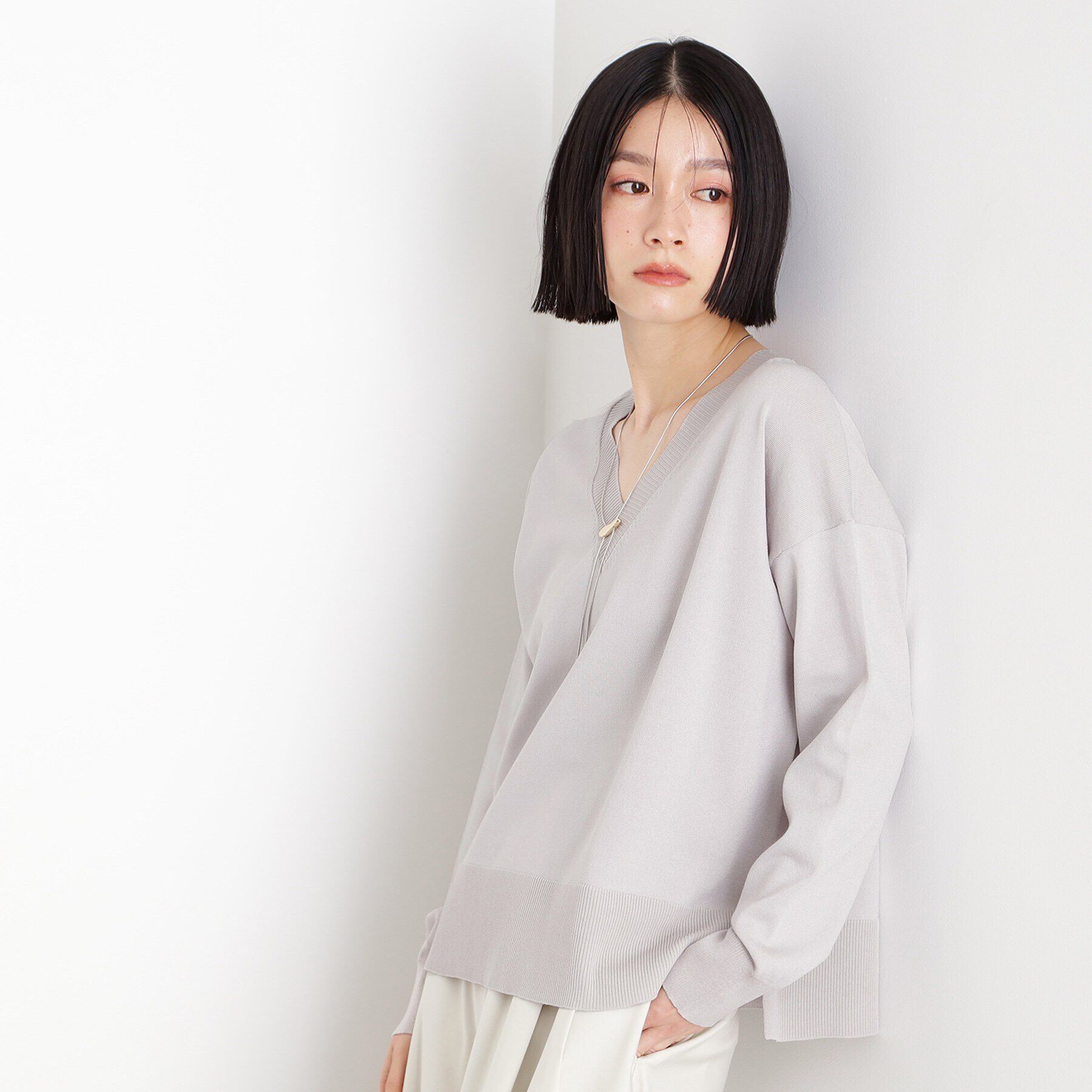 THE SHOP TK「【毛玉になりにくい】さらっとキレイVネックニット/洗濯機OK」|ニット・セーター|