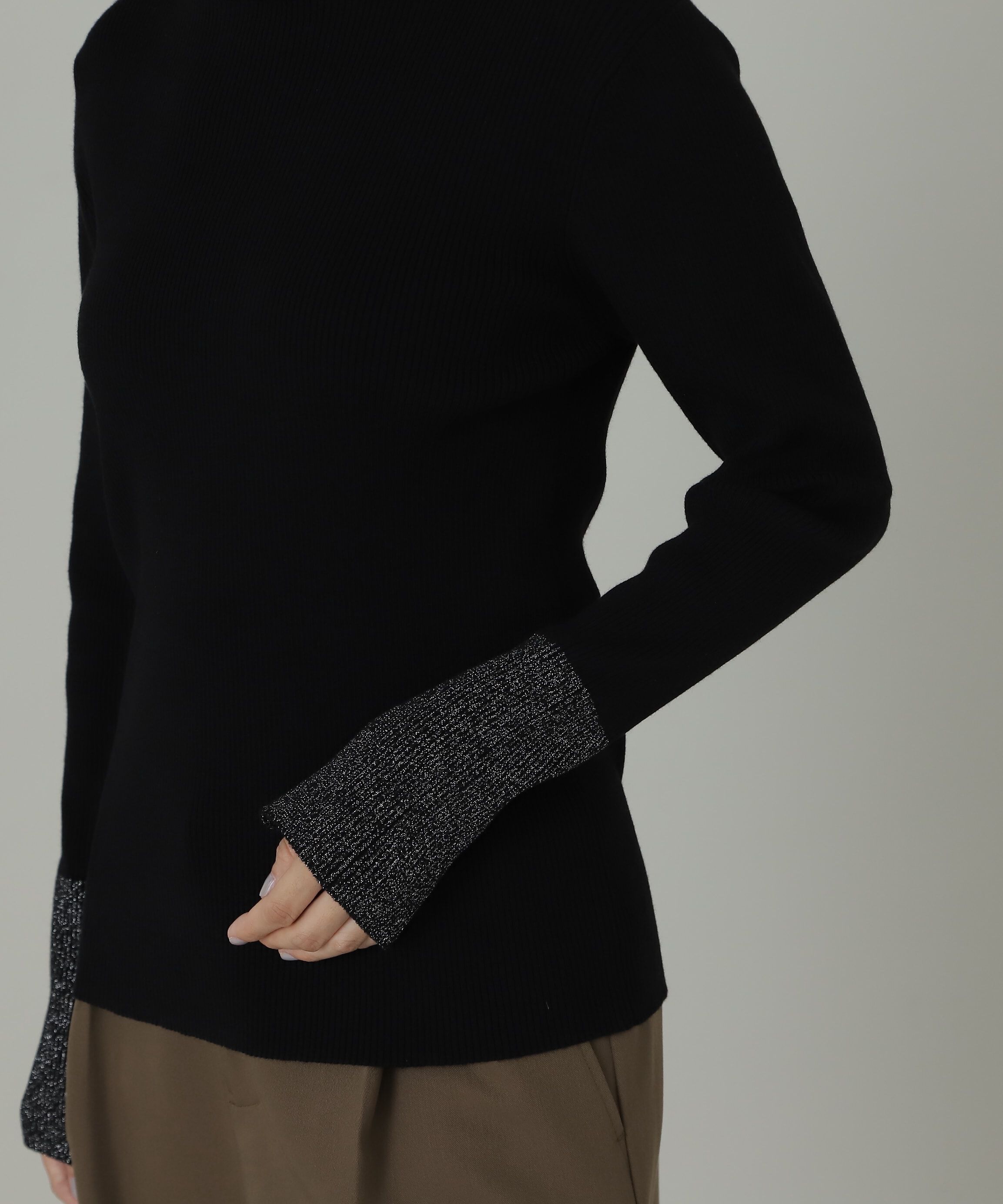  「タートルネックスリットリブニット」|ニット・セーター|