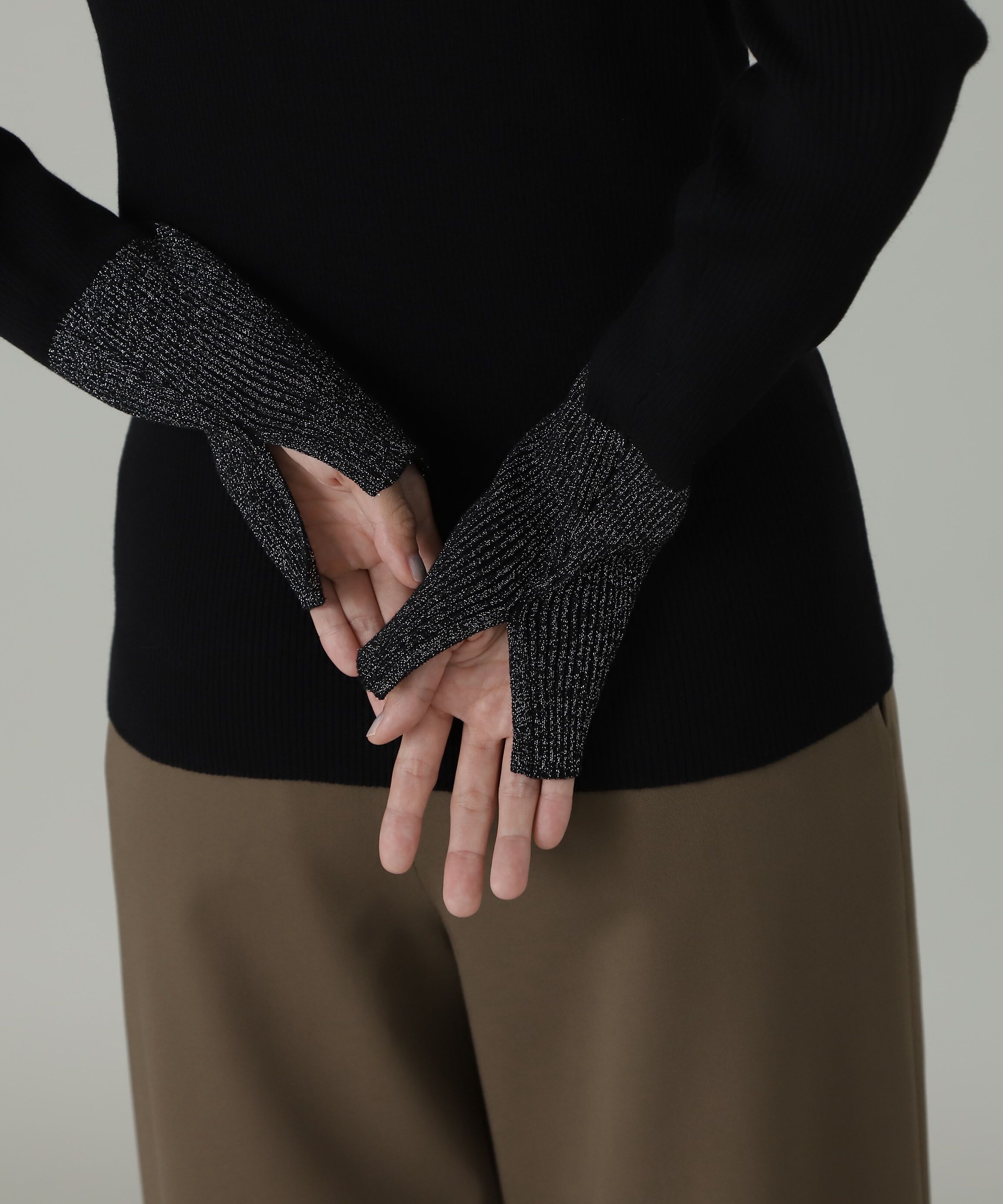  「タートルネックスリットリブニット」|ニット・セーター|