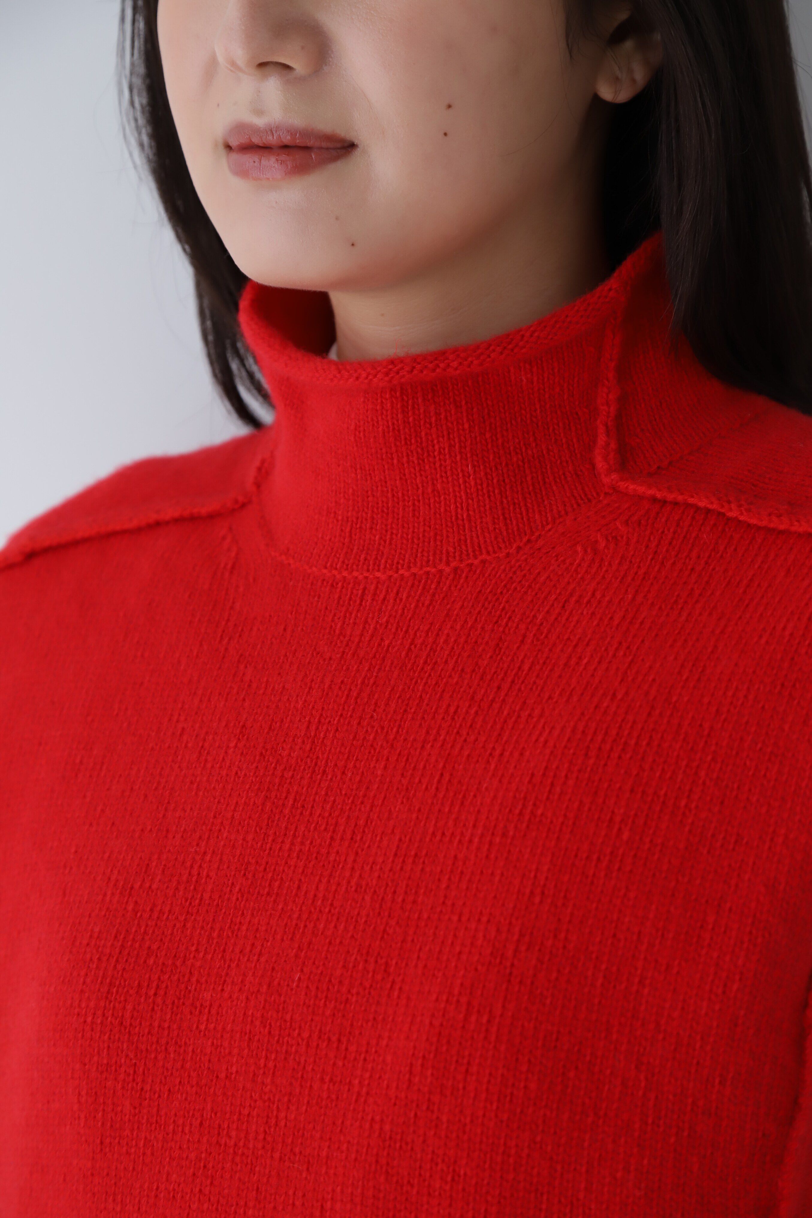  「◆アウトリンキングハイネックベスト」|ニット・セーター|