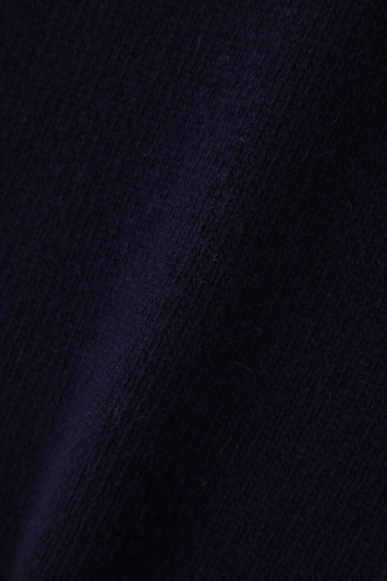  「◆アウトリンキングハイネックベスト」|ニット・セーター|