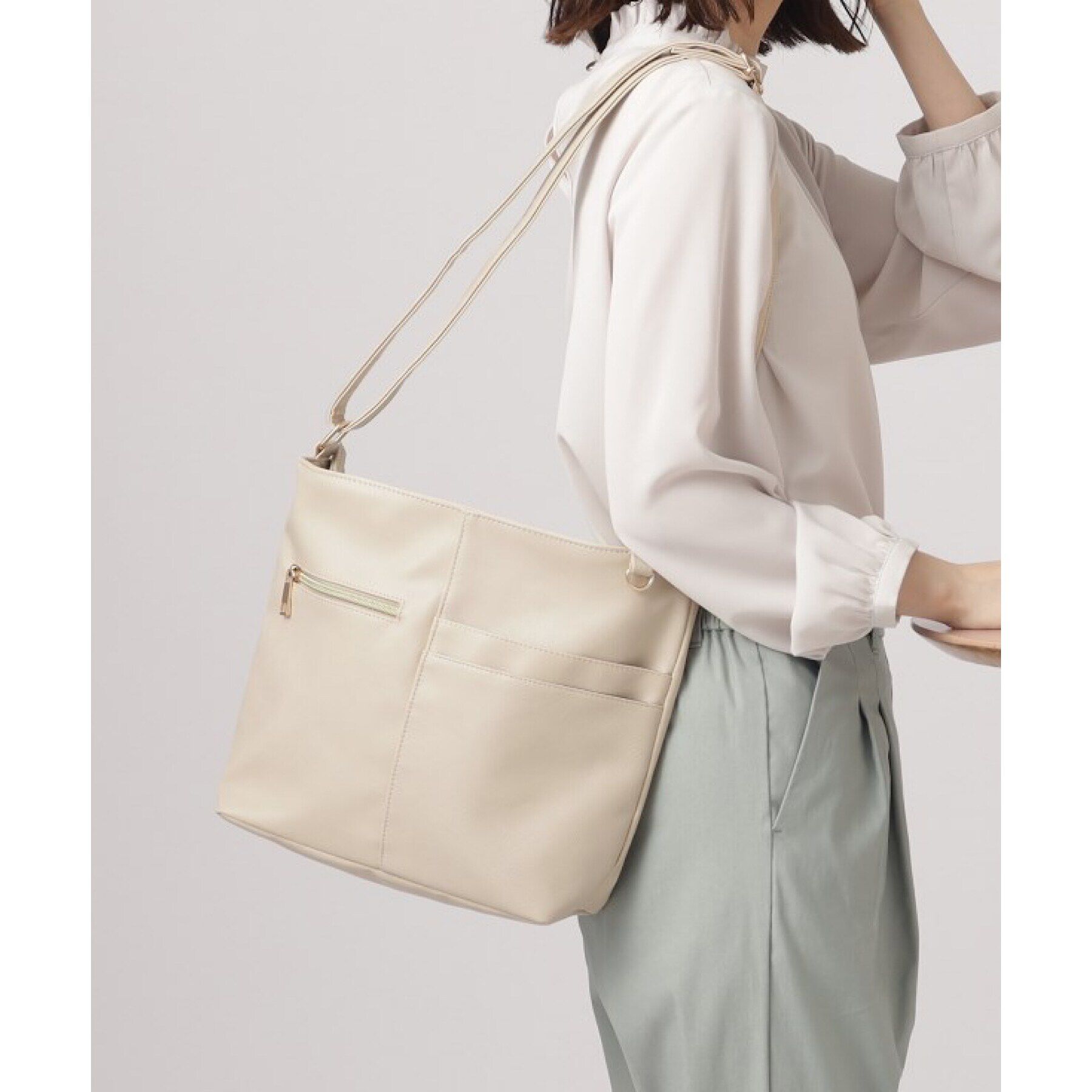 SHOO･LA･RUE「【プレゼントにも】毎日持ちたい ポケット切り換えショルダーバッグ」|ショルダー・メッセンジャー|