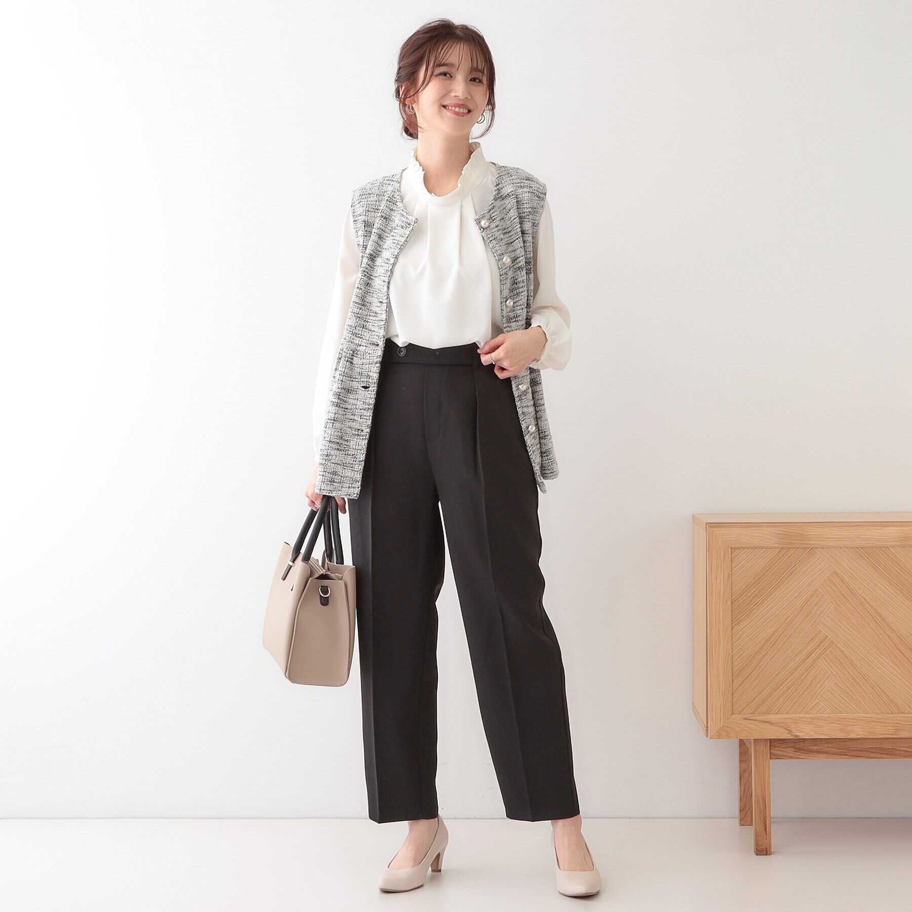 SHOO･LA･RUE「【S-LL】オフィスシーンでも活躍 タックテーパードパンツ」|その他|