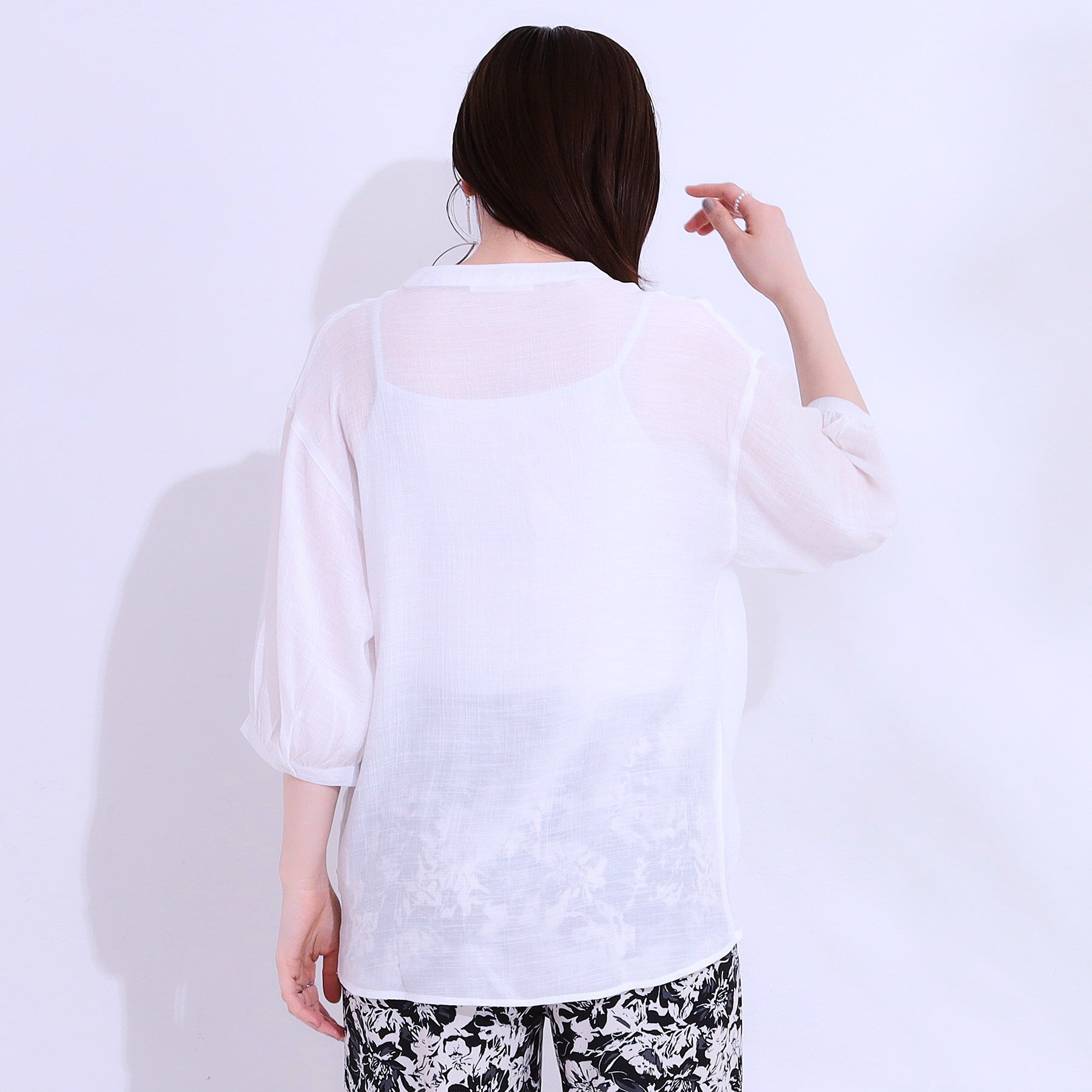 SHOO･LA･RUE「【S-LL】インせず腰回りすっきり フロントタックブラウス」|シャツ・ブラウス|