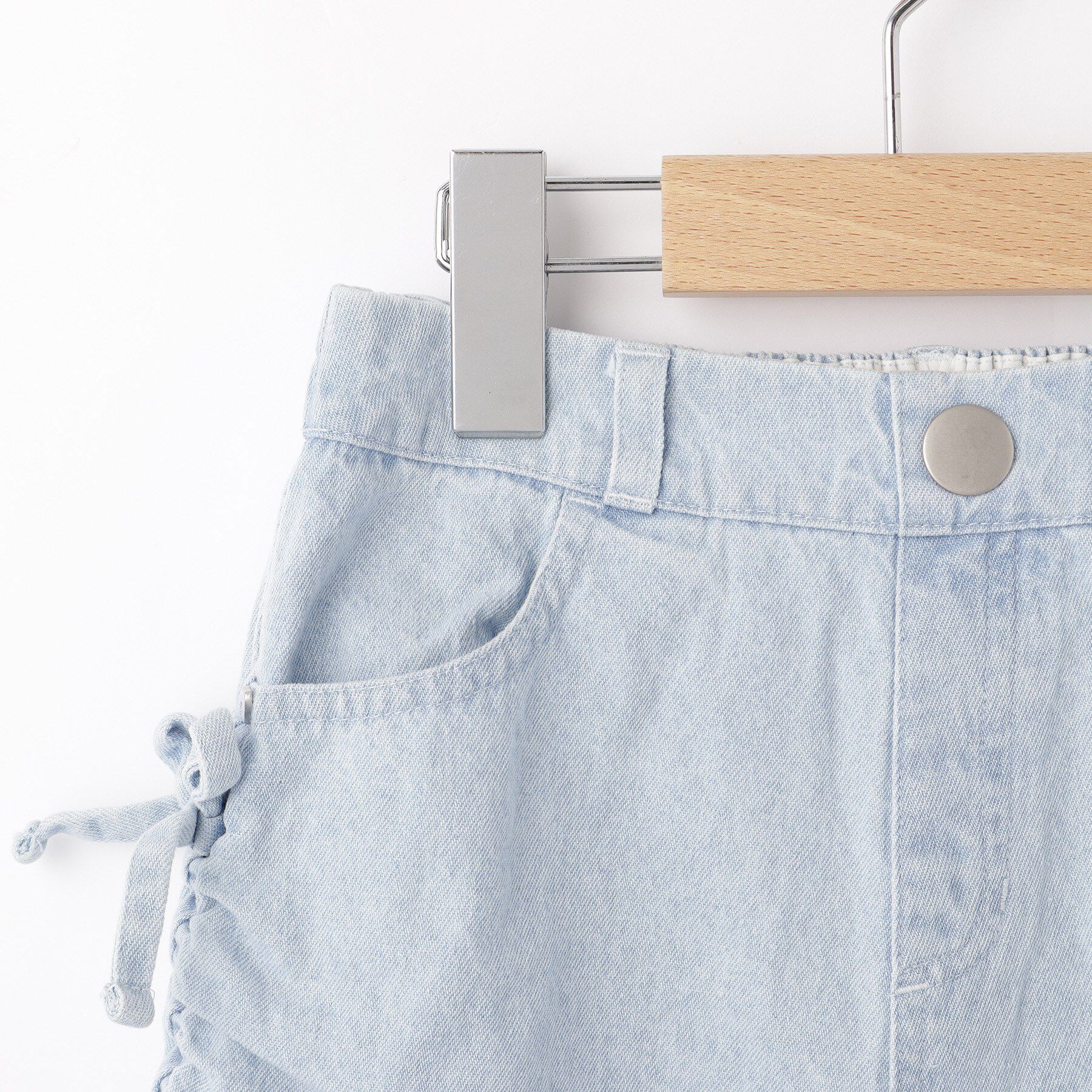 SHOO･LA･RUE「【100-150cm】シャーリングがポイント ケミカルデニムショートパンツ」|キュロット|