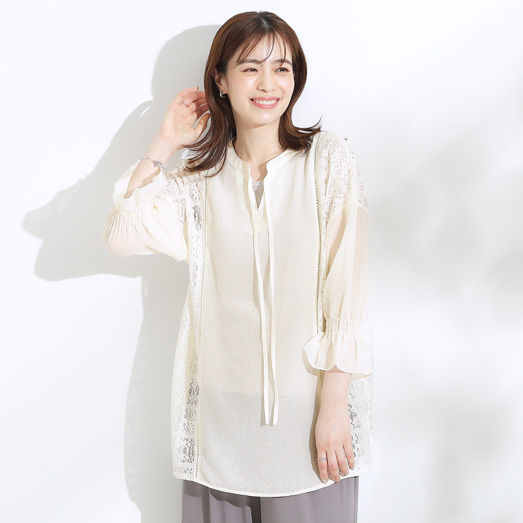 SHOO･LA･RUE「【着丈選べる】一枚でこなれ見え サイドレースブラウス」|シャツ・ブラウス|