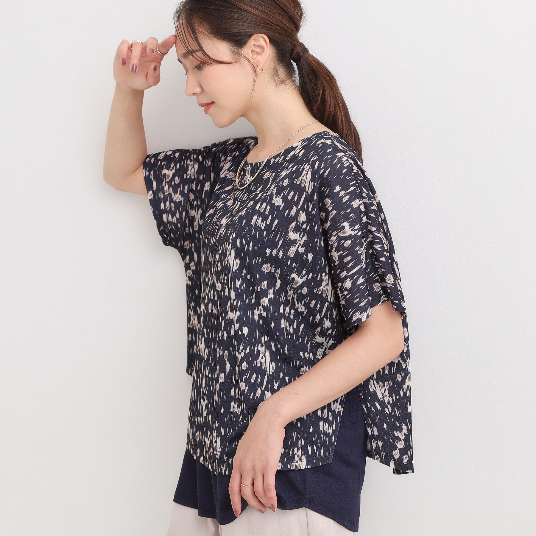 SHOO･LA･RUE「【S-LL/ひんやり/体型カバー】着るだけでサマ見え レイヤードトップス」|Tシャツ・カットソー|ネイビー(194)