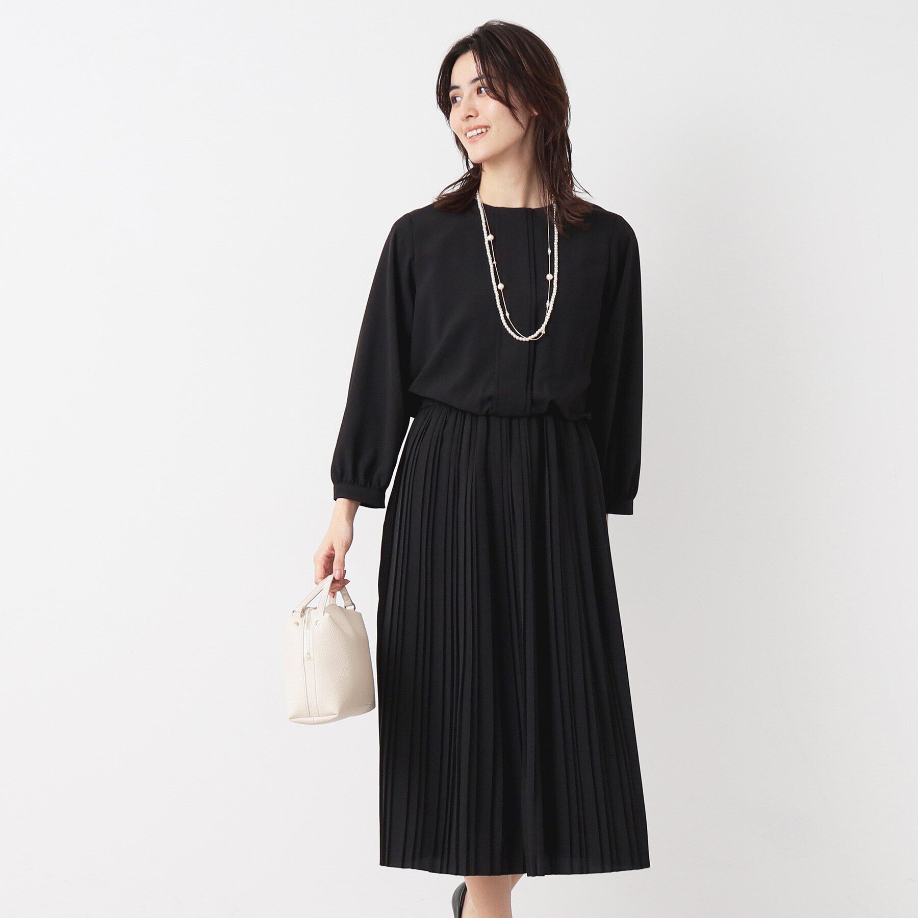 Dessin「プリーツスカートワンピース」|ワンピース|ブラック(019)