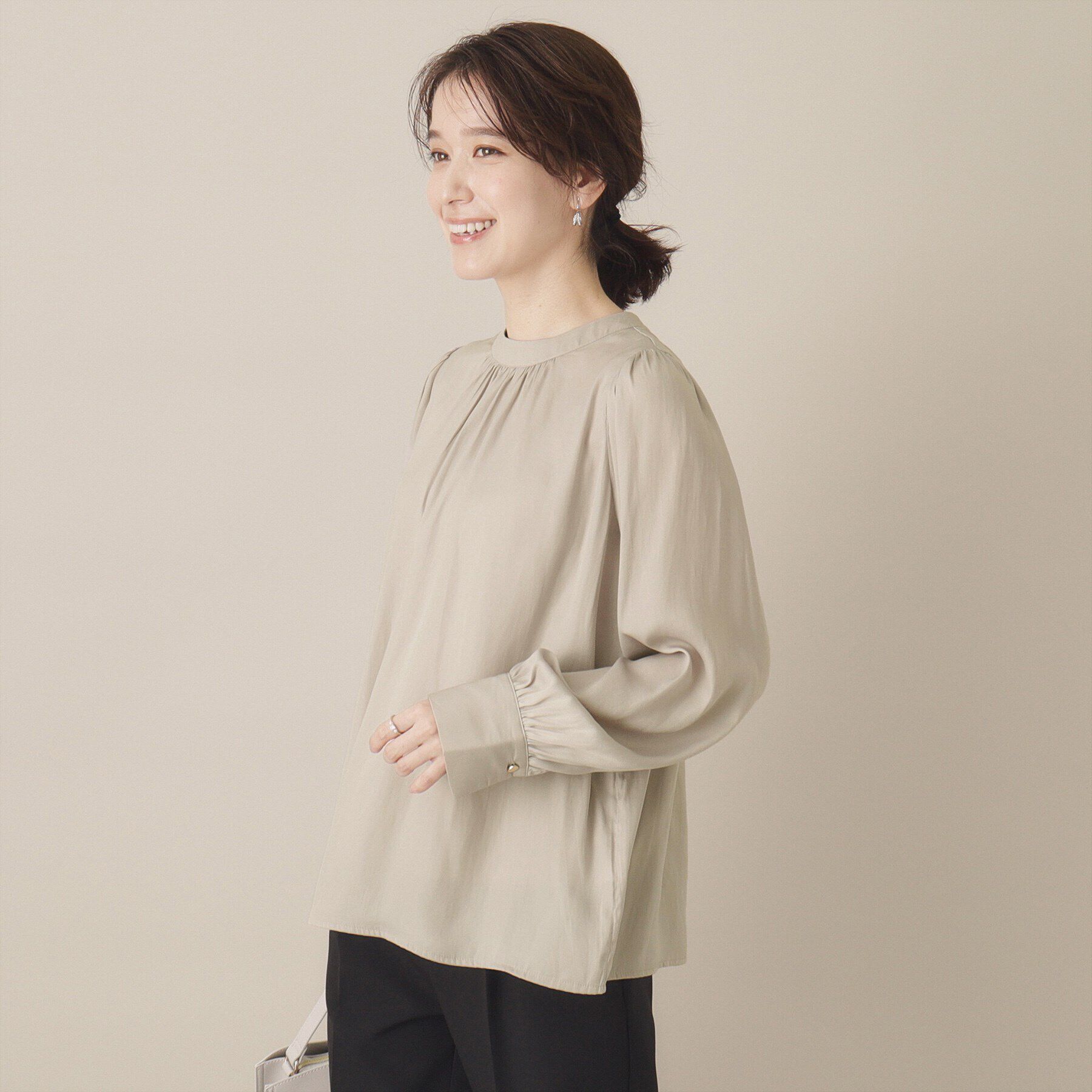 ITS&rsquo;DEMO「【通勤／手洗い可】サテンブラウス」|シャツ・ブラウス|