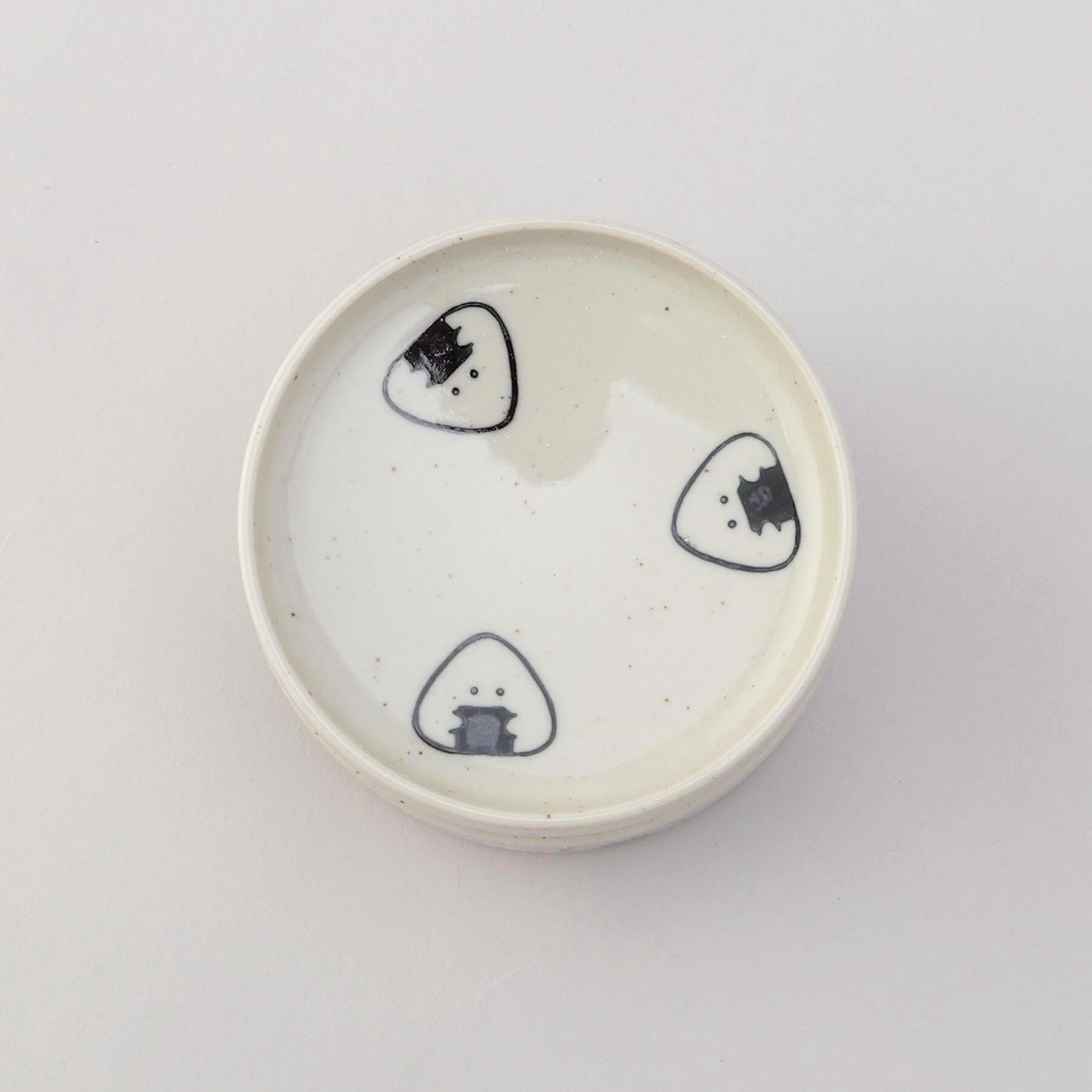 212 KITCHEN STORE「ぎゅっとおにぎりさん 小物入れ のり」|食器・キッチングッズ|