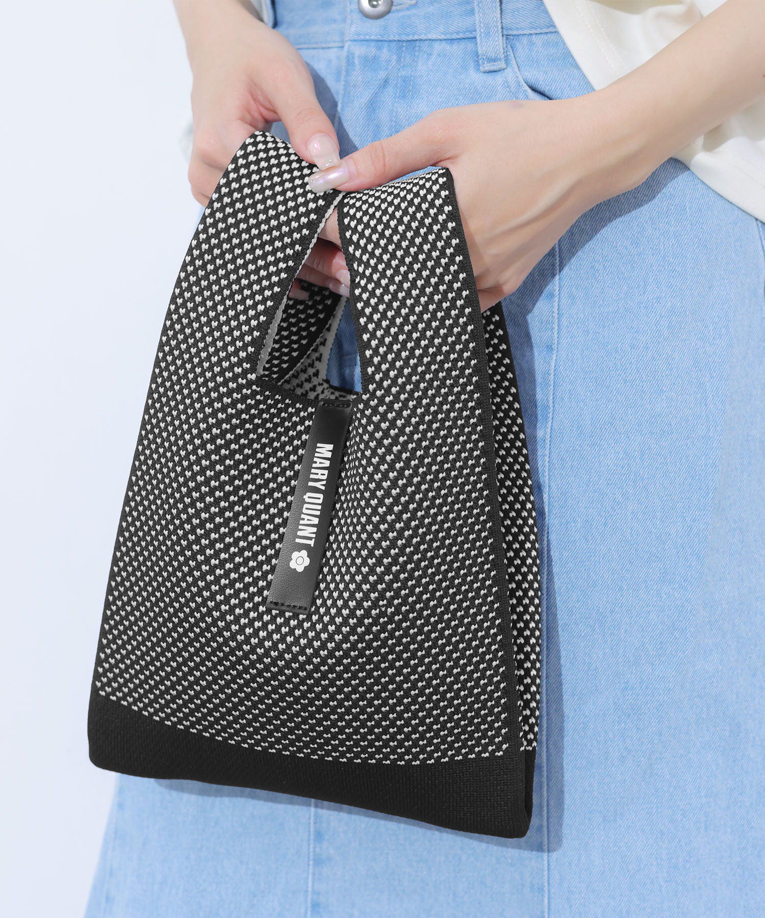 MARY QUANT「メッシュニット ミニトート」|トートバッグ|ブラック&times;ホワイト
