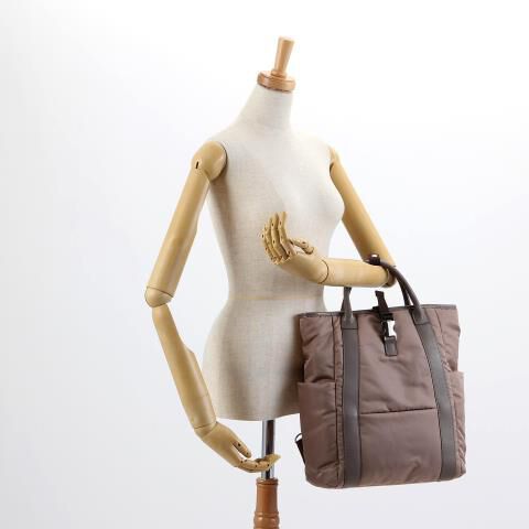 銀座かねまつ「MH25524NYLSTE 【本革】ナイロンリュック」|リュック|