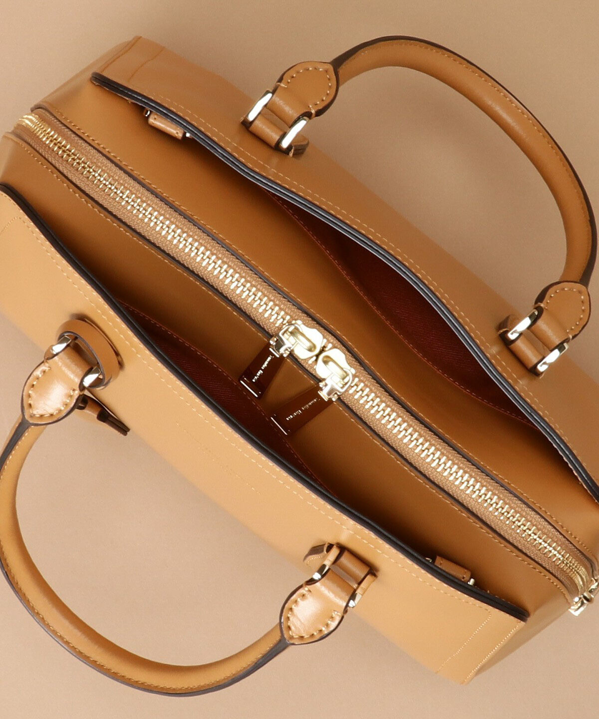 Samantha Thavasa「トラペズミニヨン ボストンバッグ 大サイズ」|ハンドバッグ|