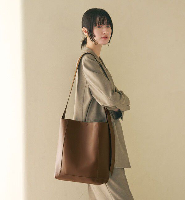 BEAUTY&YOUTH UNITED ARROWS「ソフト ワイドベルト ビッグ ショルダーバッグ 2」|ショルダー・メッセンジャー|MD.BROWN