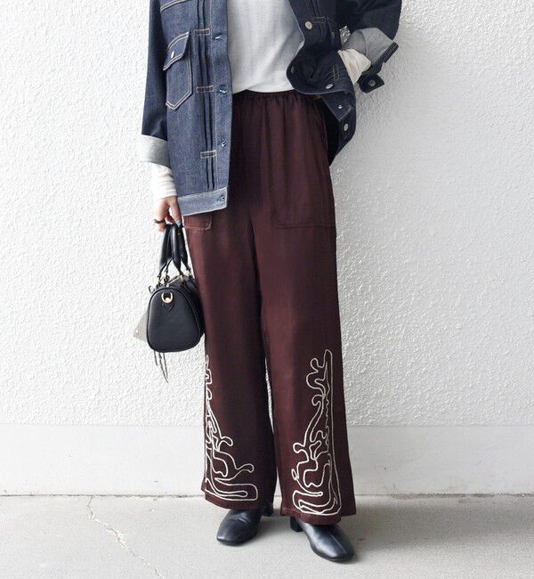 SHIPS any「SHIPS any:〈洗濯機可能〉サテン 刺繍 ストレート イージー パンツ」|その他|