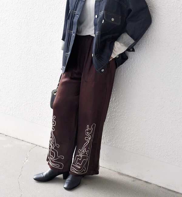 SHIPS any「SHIPS any:〈洗濯機可能〉サテン 刺繍 ストレート イージー パンツ」|その他|