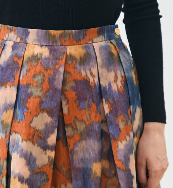 TOMORROWLAND collection「ヴァーミリオンプリント タックスイングスカート」|フレア|